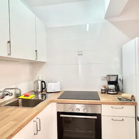 アパート Sun Julz - Byzantium Garden-1 Bedroom *